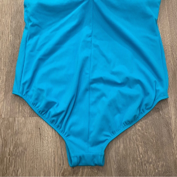 CATALINA Ribbed Blue Swimsuit with Builtin Cups - Size 1X - Picture 5 of 9